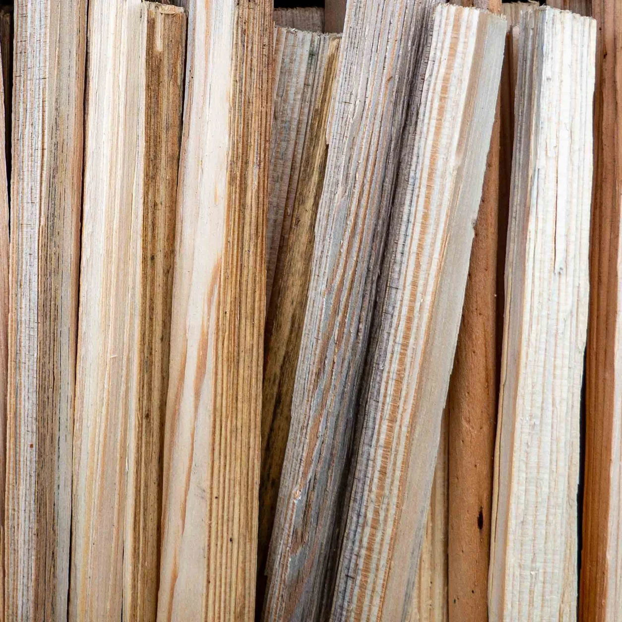 Anzündholz 10 kg — Fein gespaltenes Anzündholz