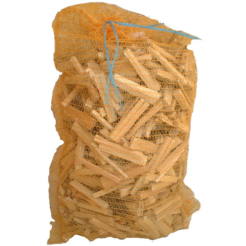 Anzündholz Vorrat · 5 × 3 kg — Verpackung aus der Praxis · Beispiel